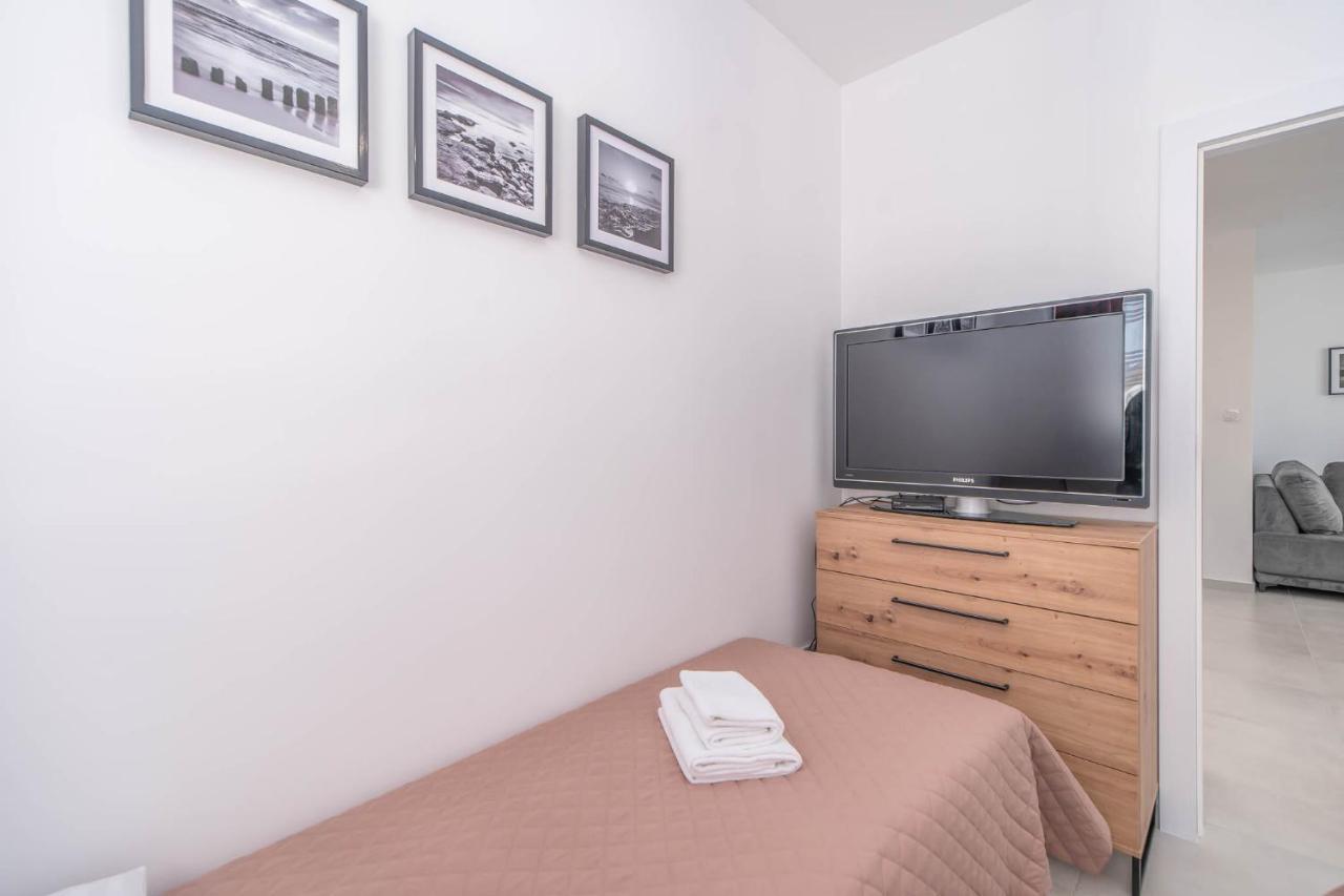 Apartment Flamingo 41 By Noclegi Renters Miedzyzdroje Esterno foto